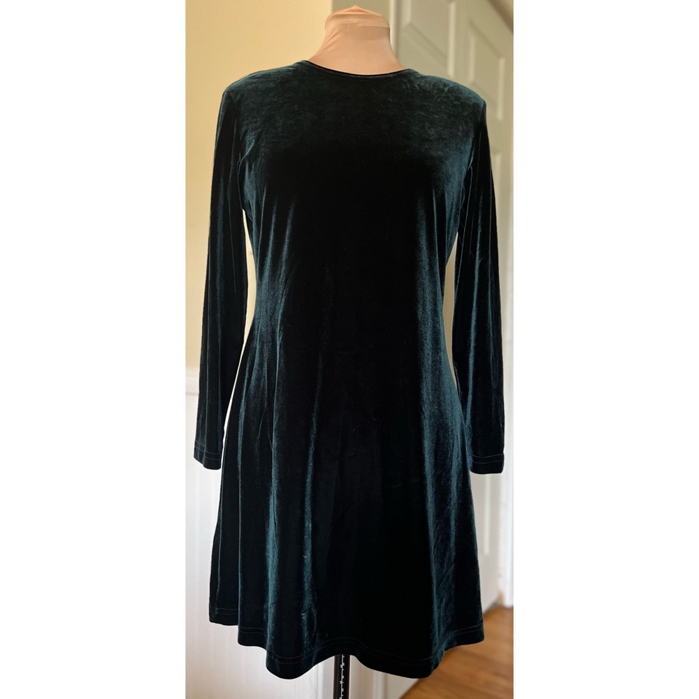 Vintage 90’s / Y2K Emerald Green Velvet Long Sleeve Dress Size 8 Medium